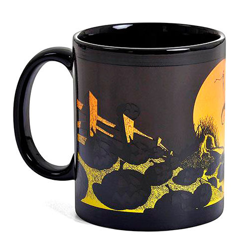 Disney Nightmare Before Christmas Cemetery Scene mug 315ml