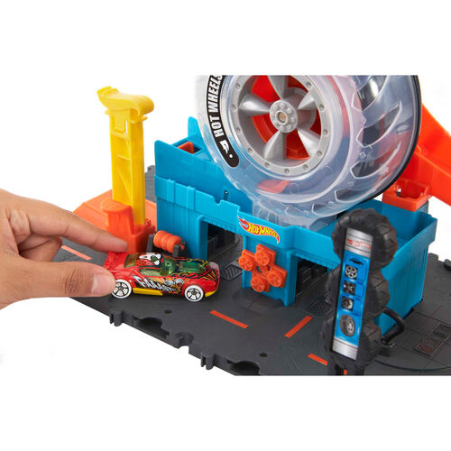 Hot Wheels Super Twist Tire Shop