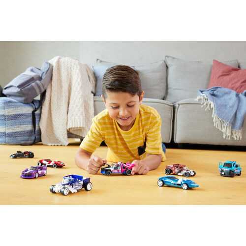 Hot Wheels assorted set 2 racing cars