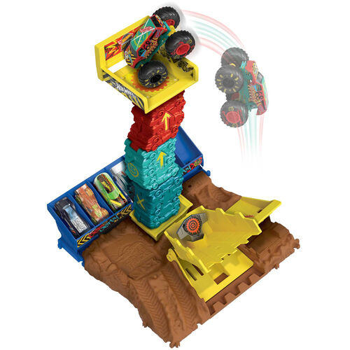 Hot Wheels Monster Trucks assorted Spire-Out Challenge