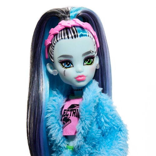 Monster High pyjama party Frankie Stein doll 25cm