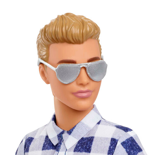 Muñeco Ken Camping Barbie