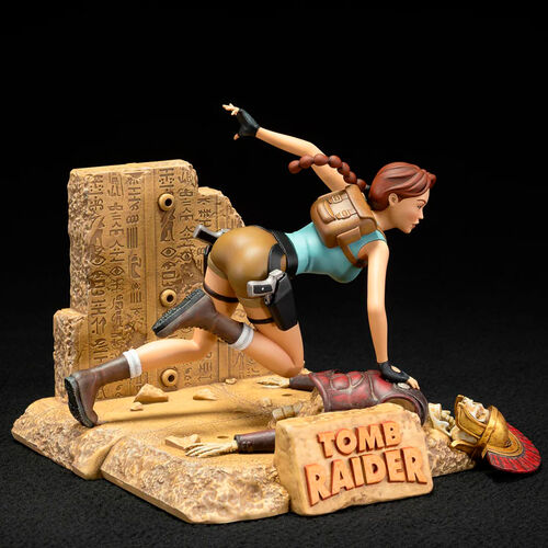 Tomb Raider Lara Croft figure 16,5cm