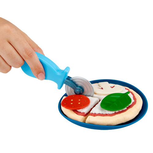 Creative Chefs pizza kit