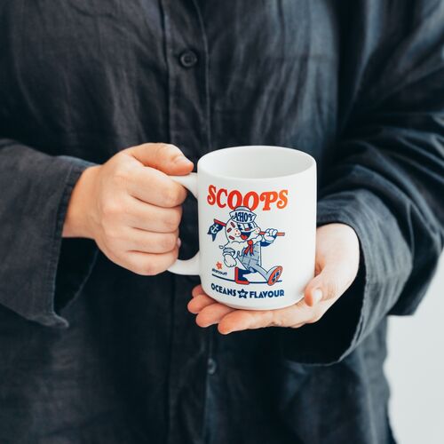 Stranger Things Scoops Ahoy mug 350ml