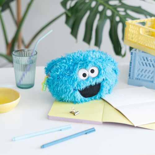 Sesame Street Cookie Monster push pencil case