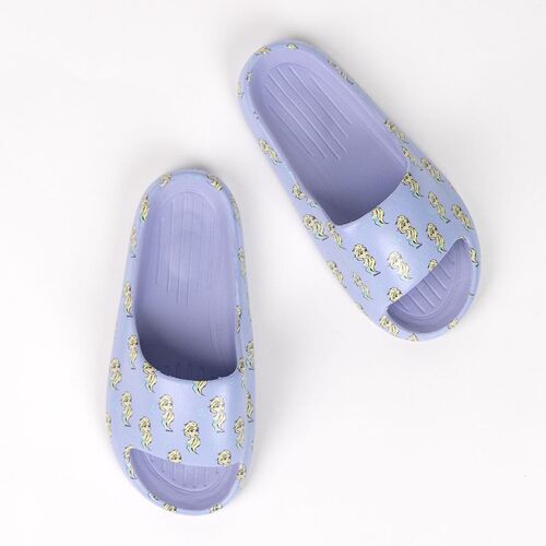 Disney Frozen flip flops