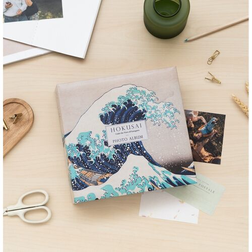 The Great Wave of Kanagawa Hokusai Photo album