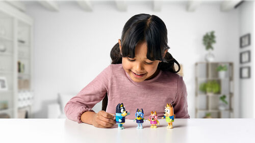 Bluey assorted pack 4 figures