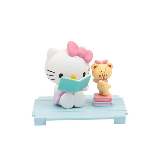 Hello Kitty Sweetheart Playmates assorted surprise figure