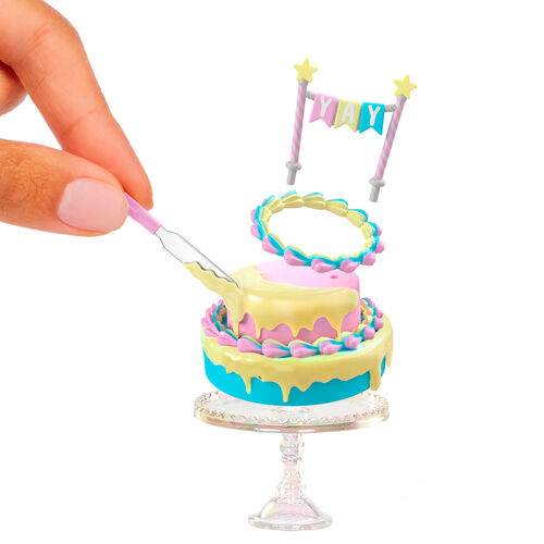 Miniverse Make It Mini Celebration assorted surprise capsule